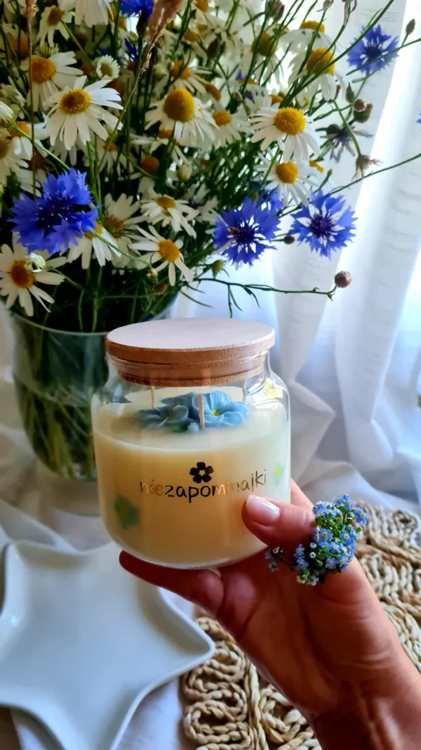 Świeca sojowa Niezapominajki