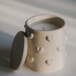 Świeca sojowa bezapachowa Serce – Kolekcja MIŁOŚĆ